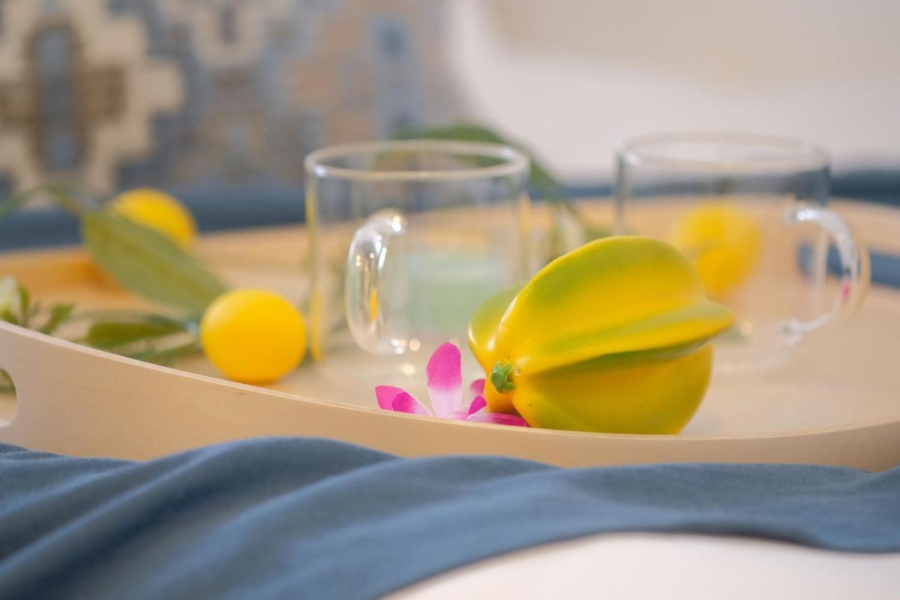 Le Soleil Asato Apartment นาฮะ ภายนอก รูปภาพ